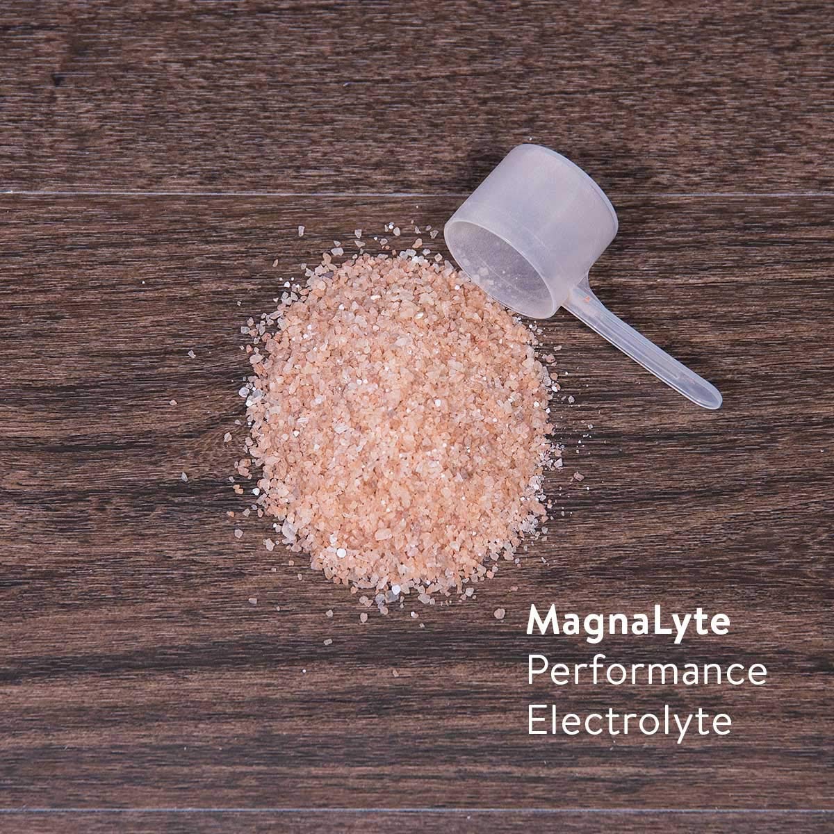 MagnaLyte Sal Suelta y Electrolitos para Caballos de Eagle Equine | Sal Marina Mineral, Oligoelementos, Electrolitos | Bolsa de 4 lb